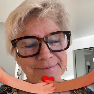 Meet your Posher, Abby